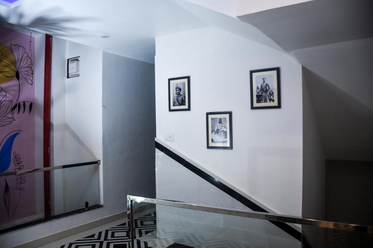 Hotel Lake Bridge Udaipur Bagian luar foto