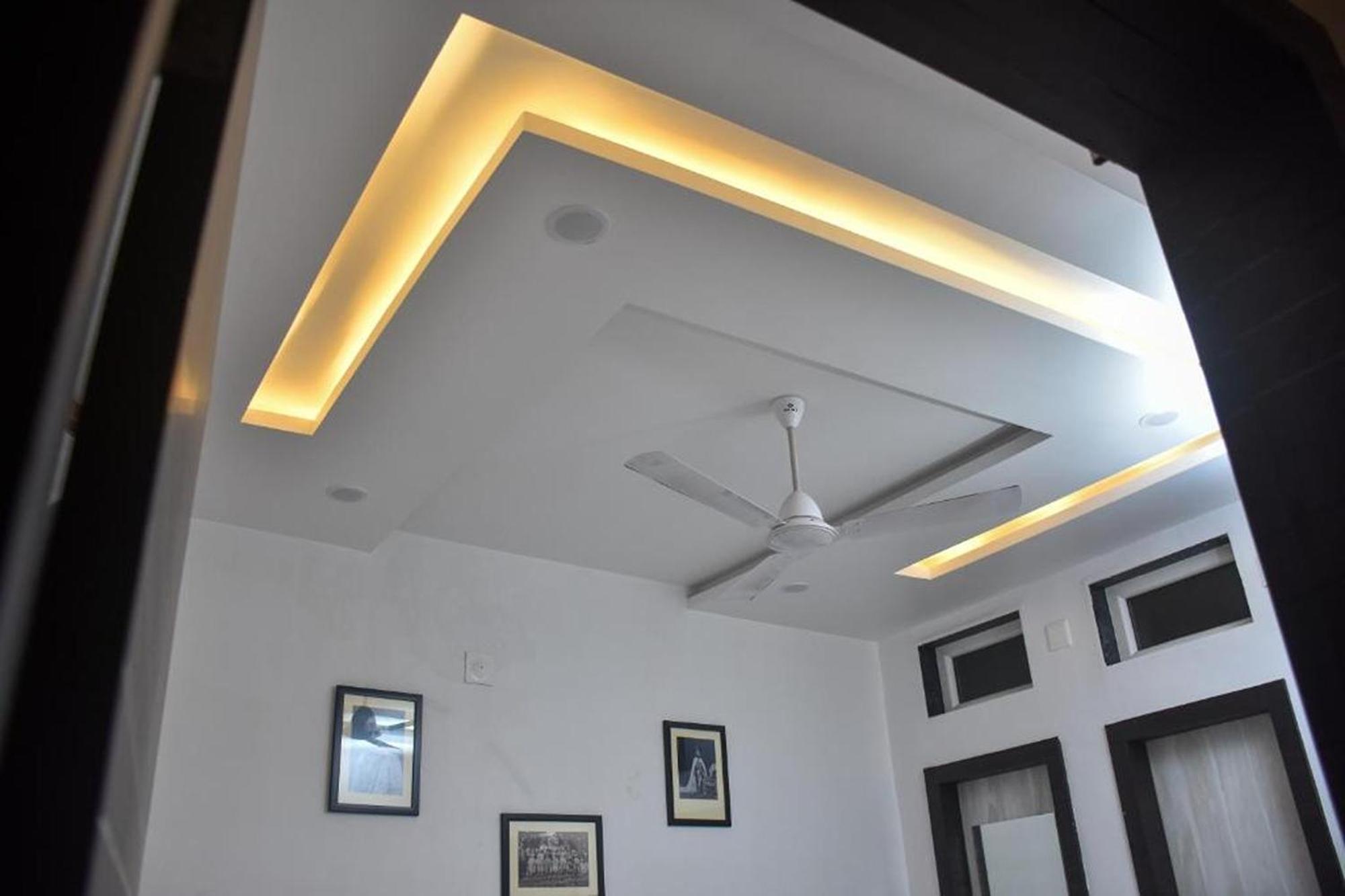 Hotel Lake Bridge Udaipur Bagian luar foto